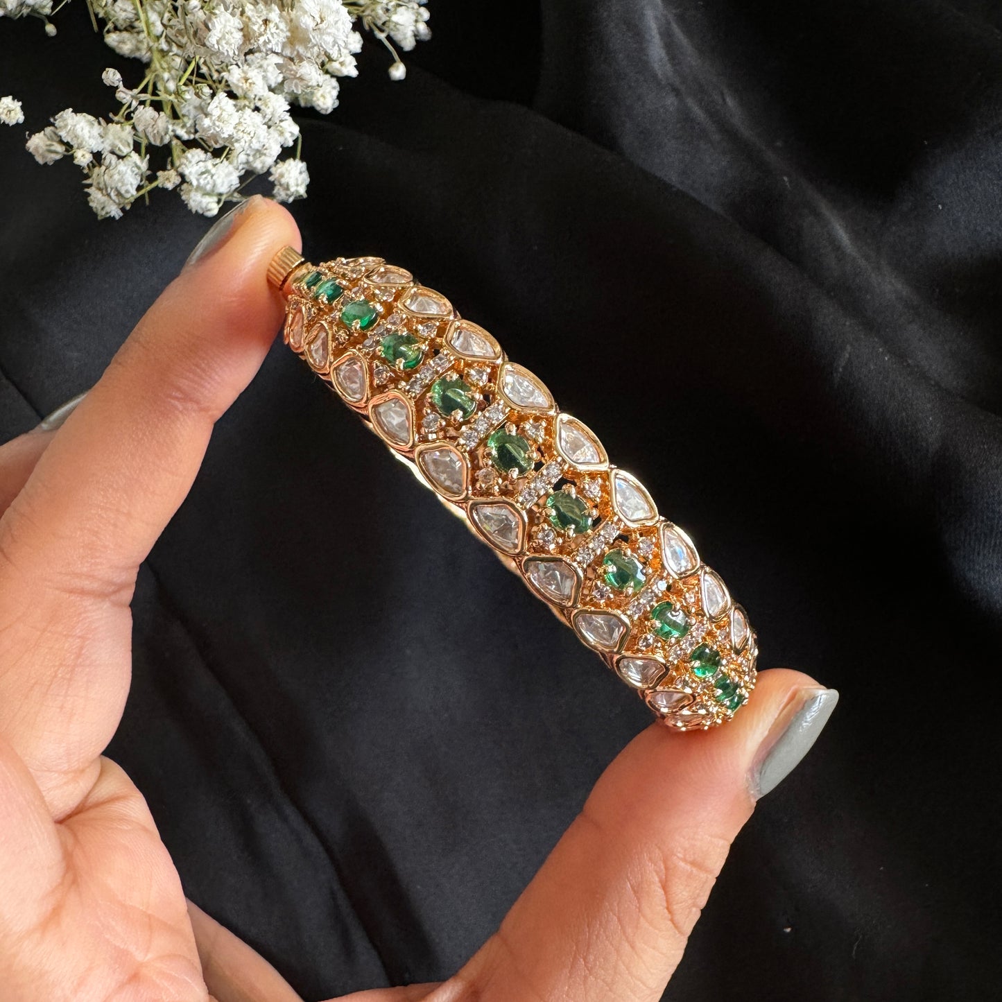 Kundan Bangles