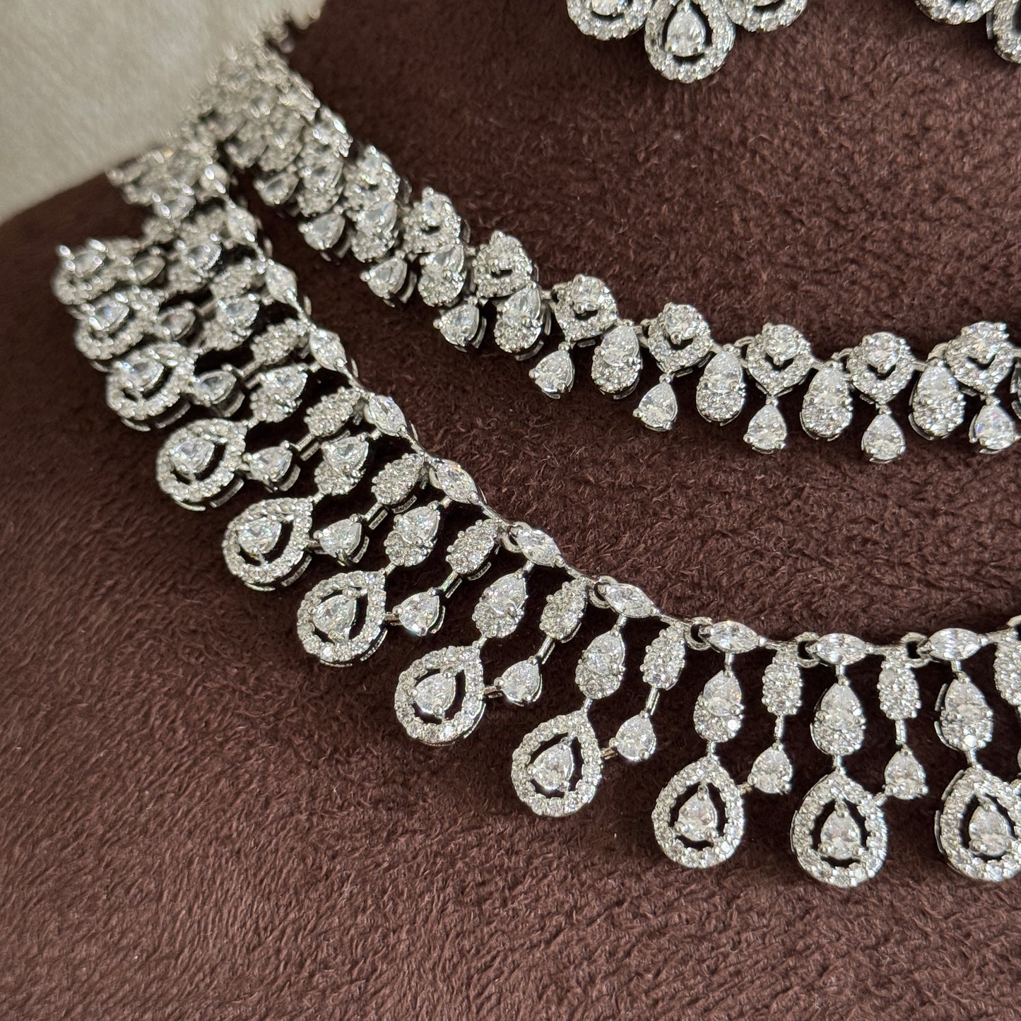 GIANA DIAMOND NECKLACE