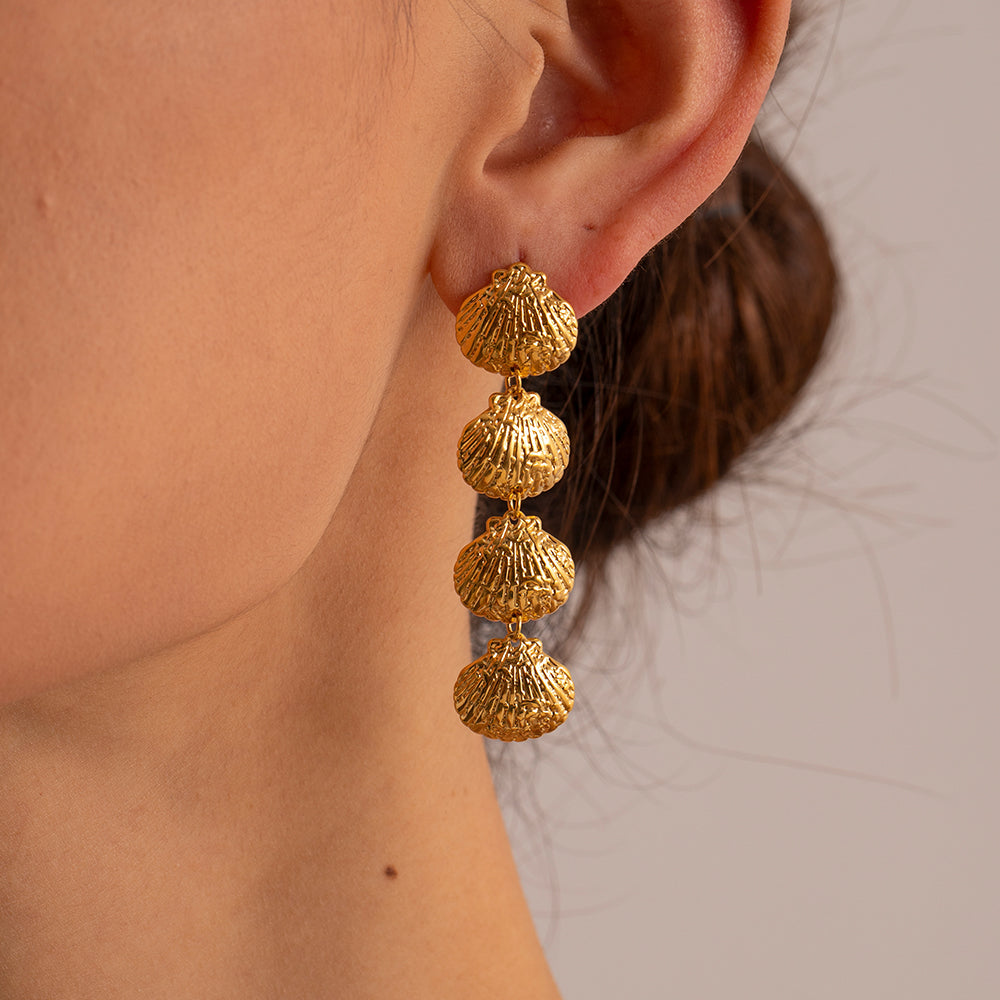 Seashell Gold Earrings
