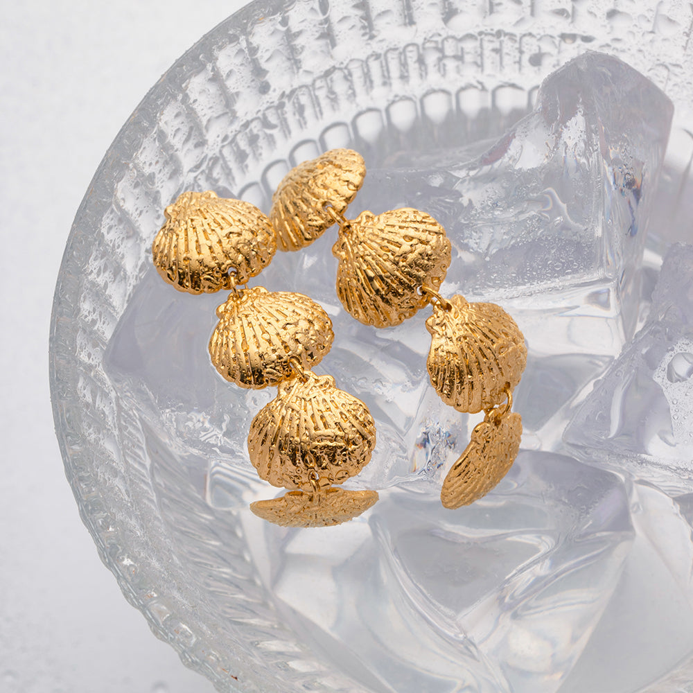 Seashell Gold Earrings