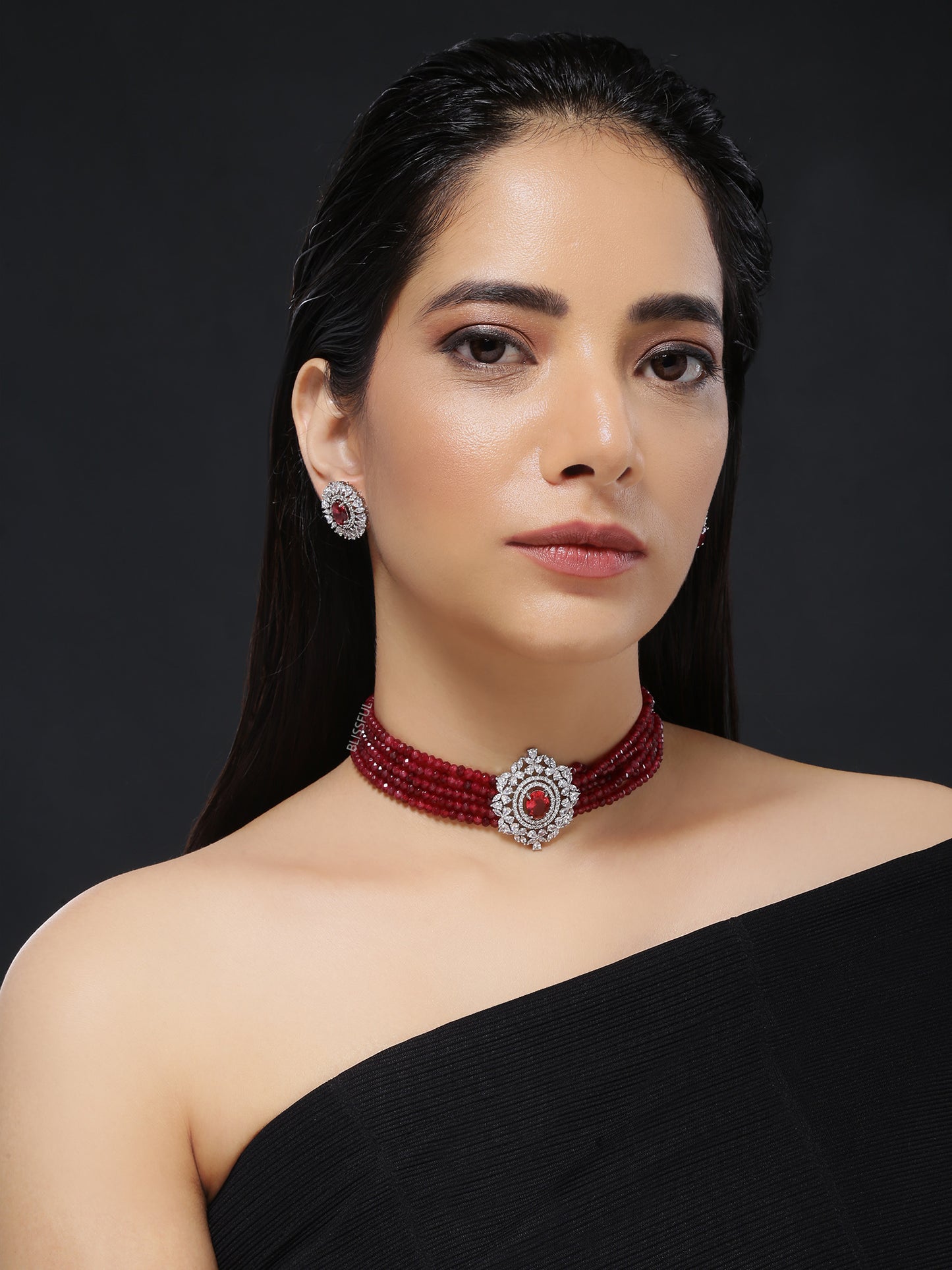 ARIA RUBY CHOKER