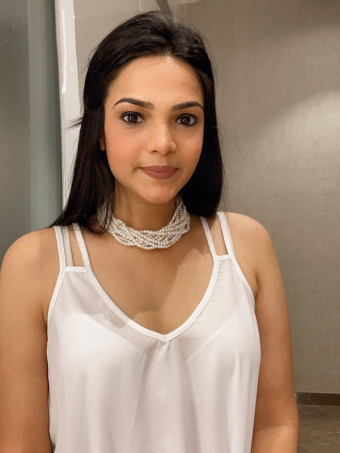 WHITE RACHEL CHOKER