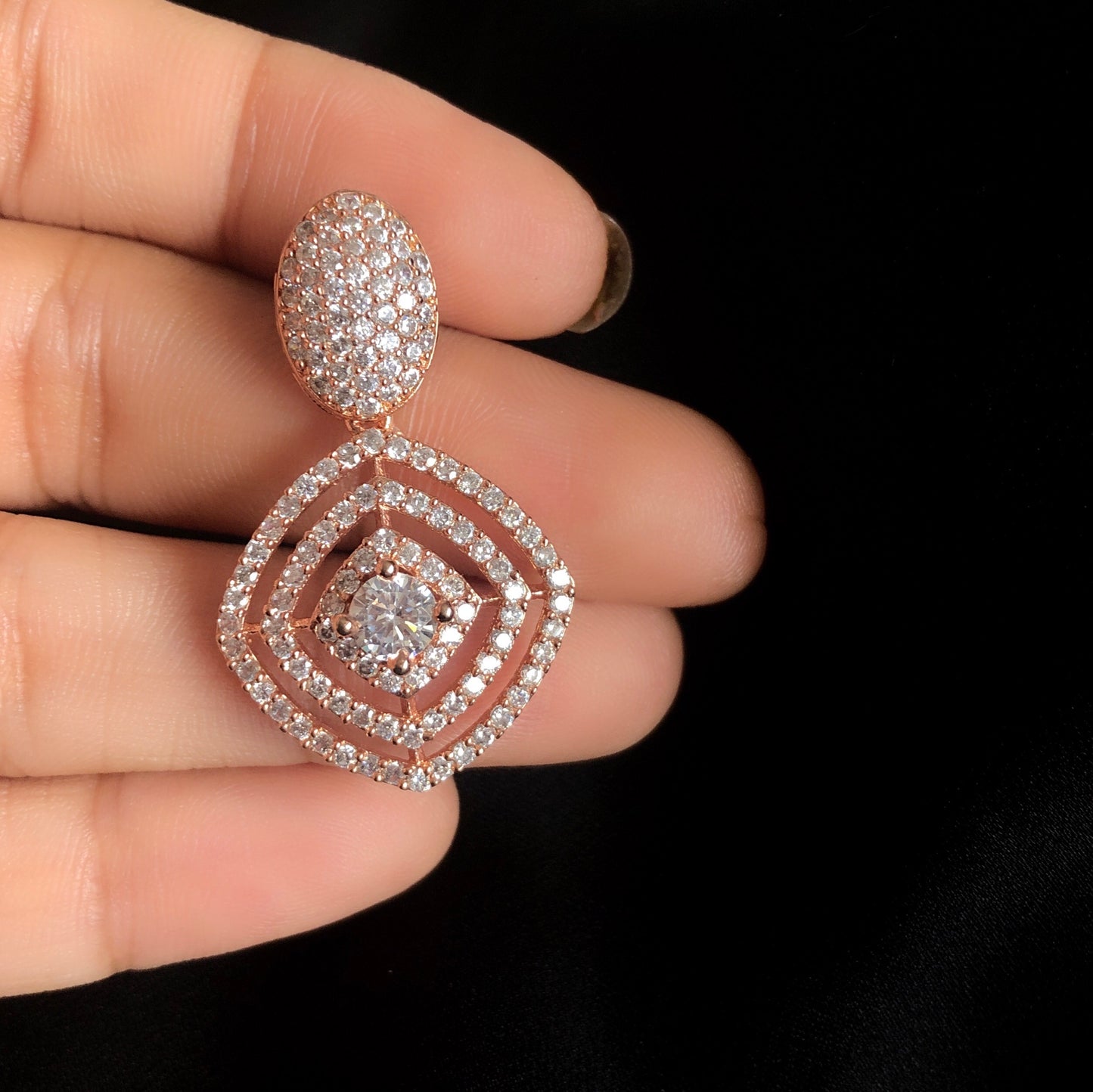 Rosegold Feroze Earrings