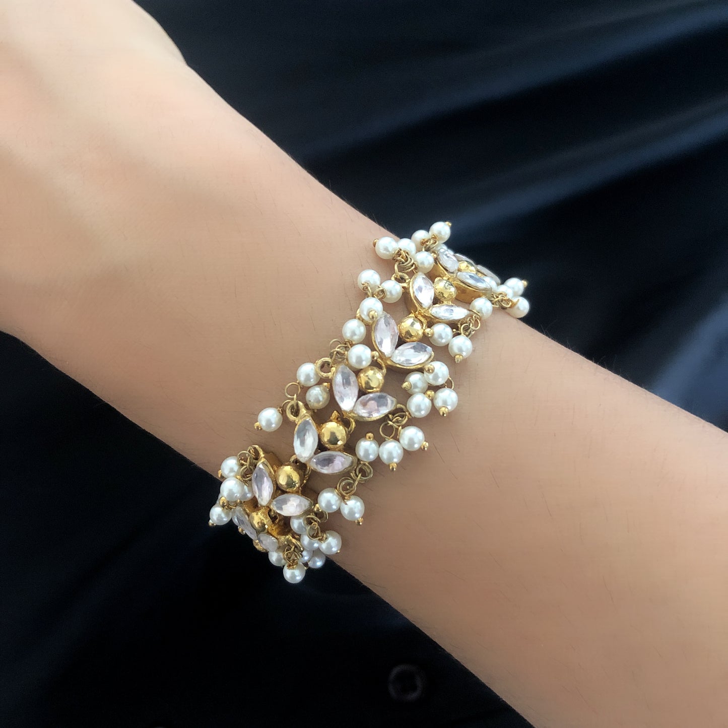 Zarina Pearl Bracelet