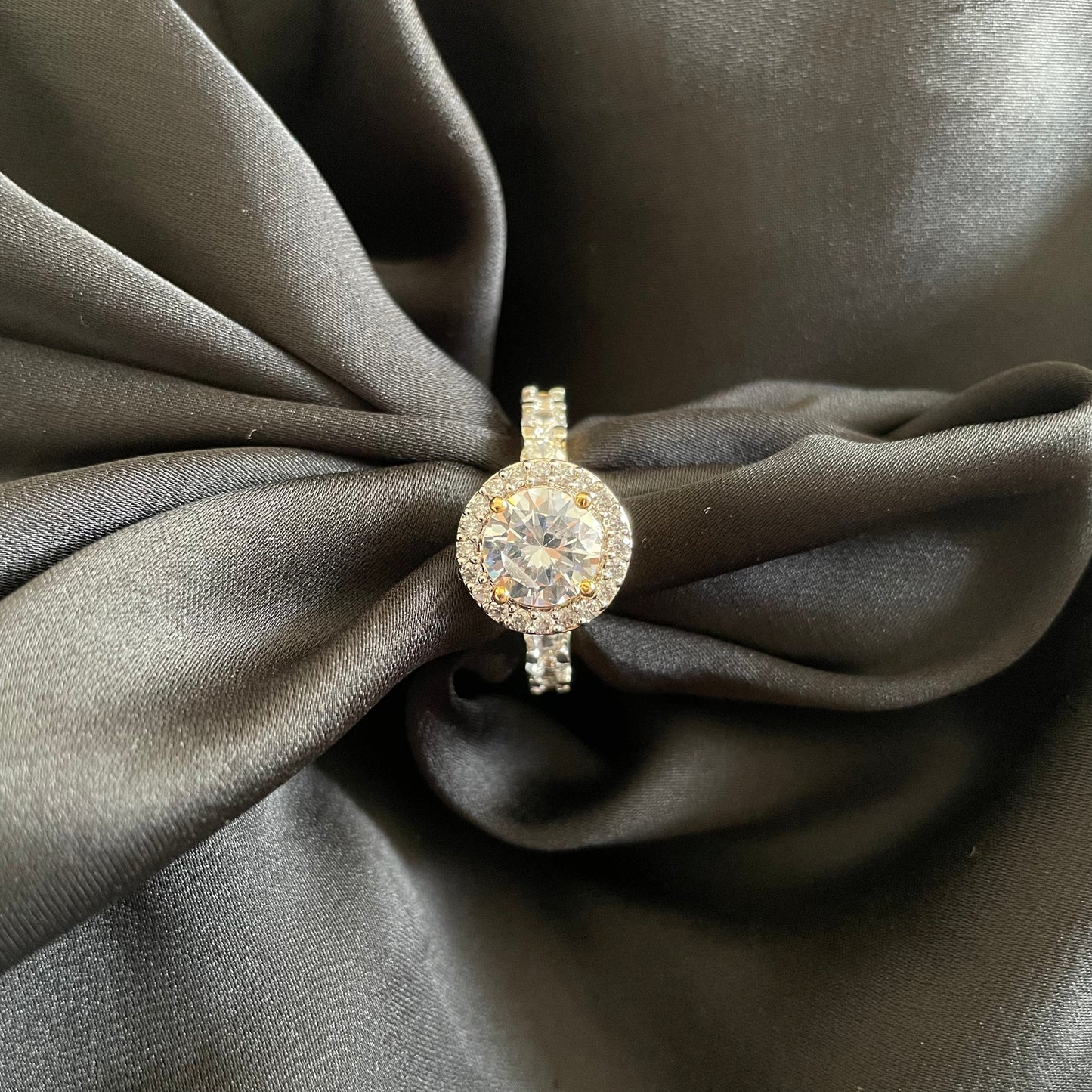 SOLITAIRE RING