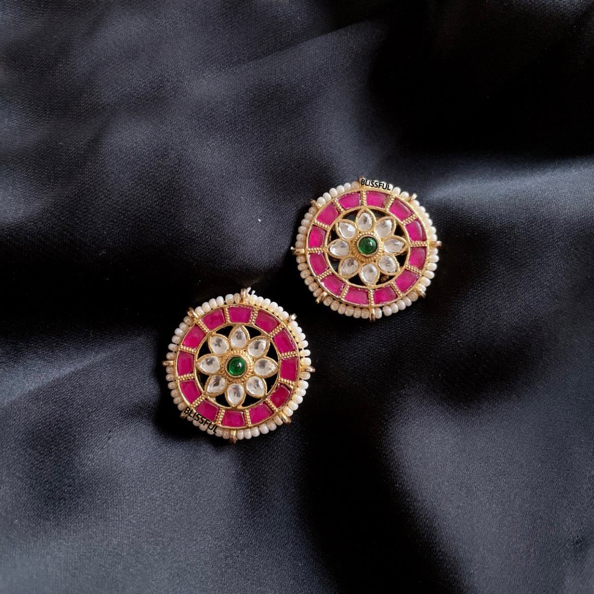 SANYA STUDS