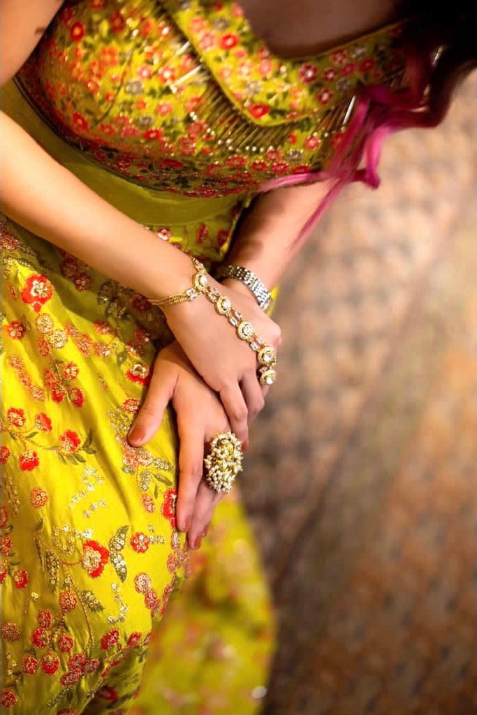 Shezan Hand Harness