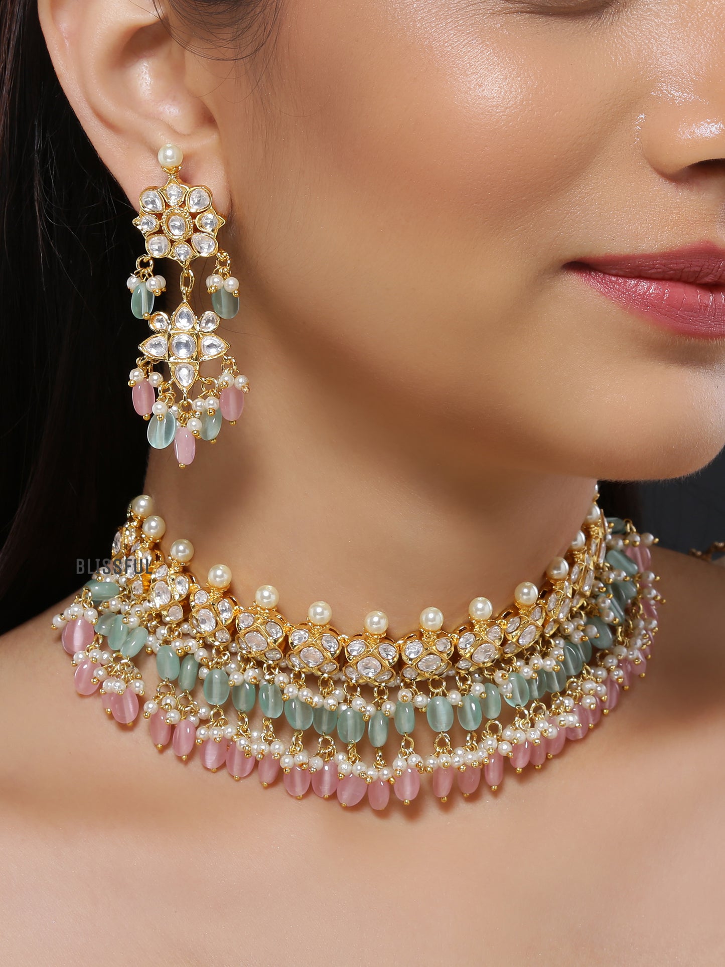 RAIMA NECKLACE
