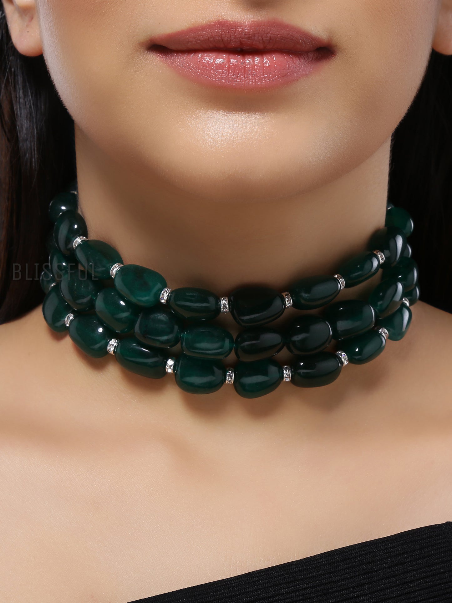 AMY II EMERALD CHOKER