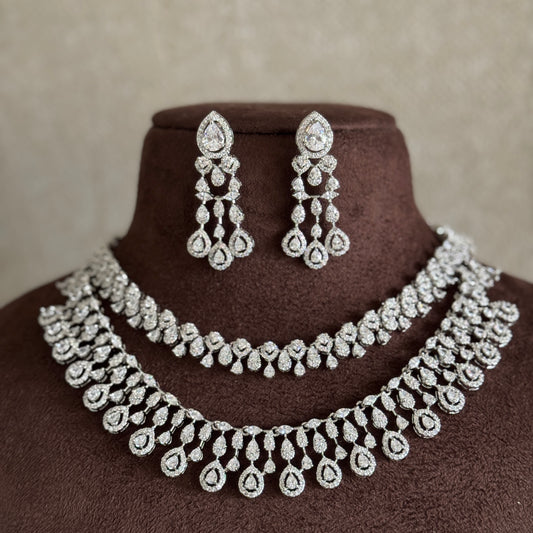 GIANA DIAMOND NECKLACE