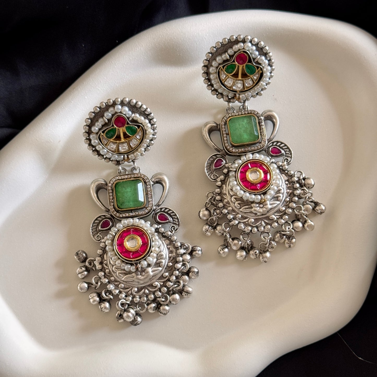 Araya Silver Chaandbali