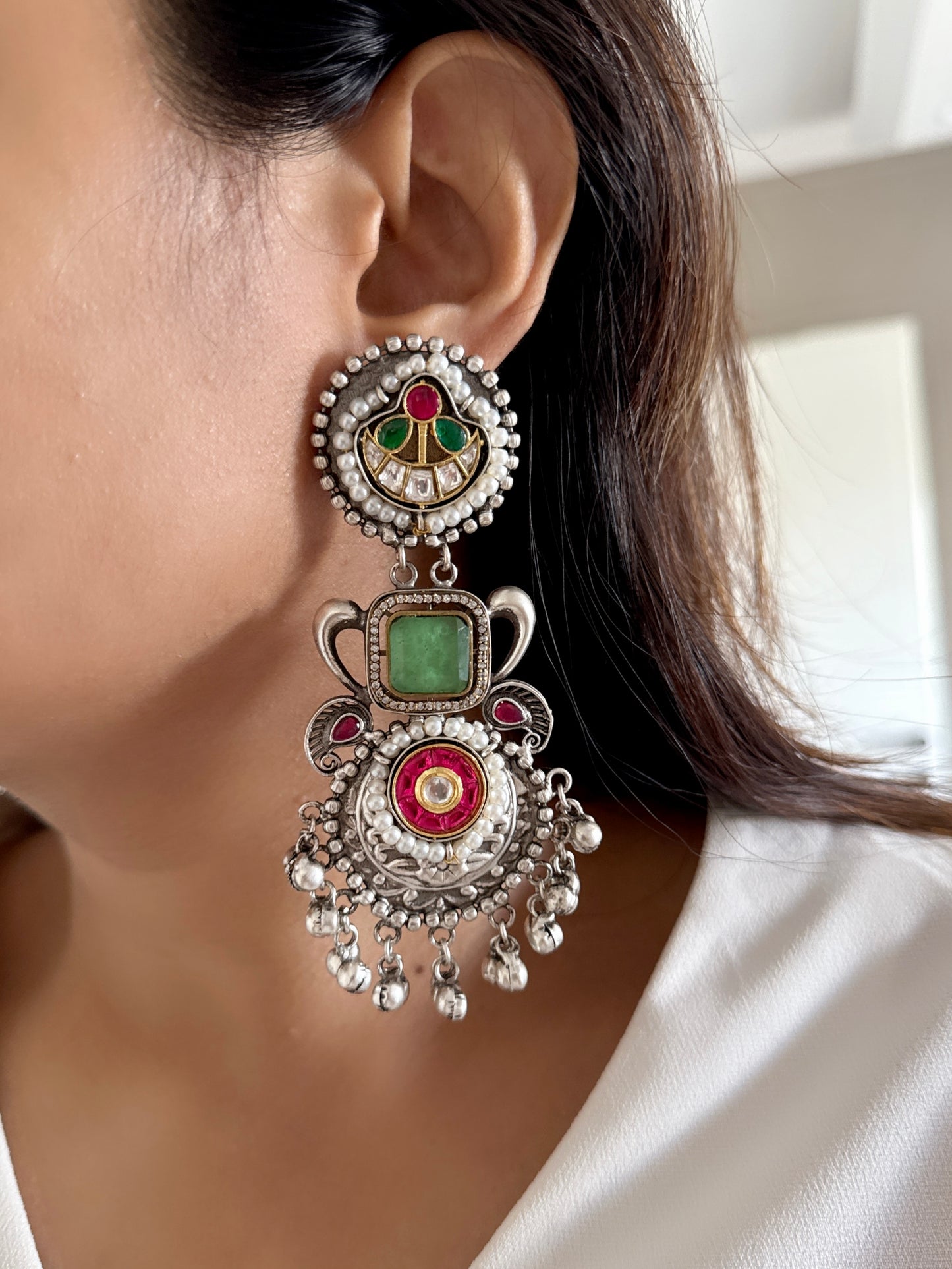 Araya Silver Chaandbali