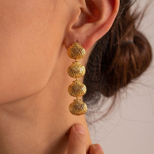 Seashell Gold Earrings
