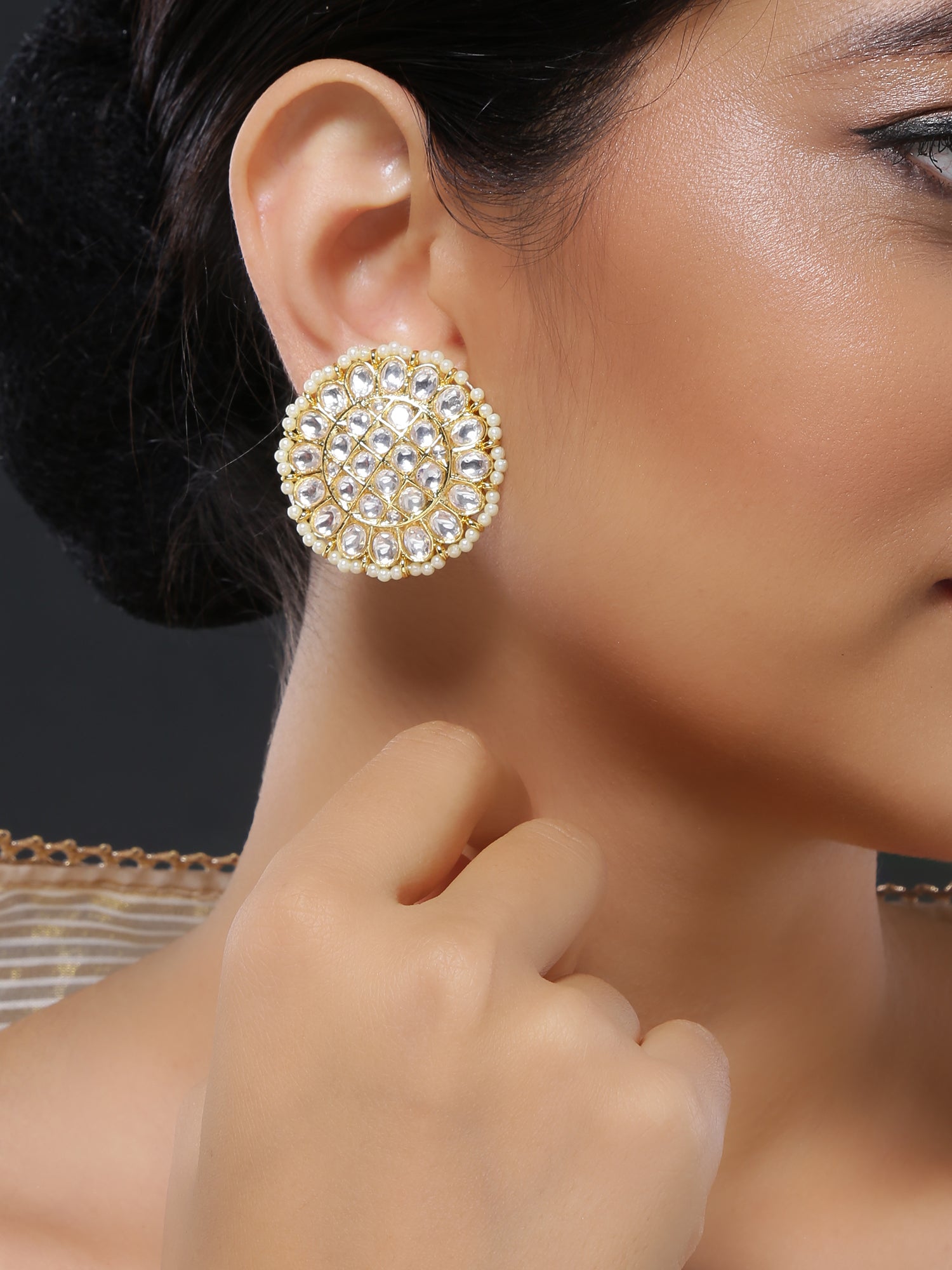 Brass Golden Ladies Artificial Earring Tops, Packaging Type: Box at Rs  100/pair in Mumbai