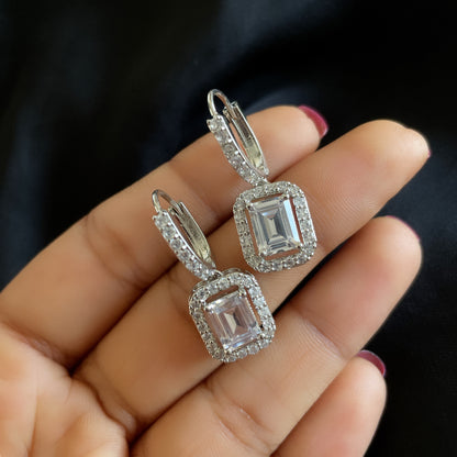 Mini Audrey Diamond Earring