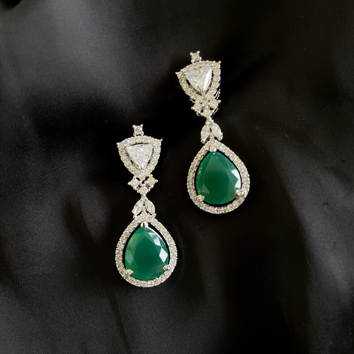 Luna Emerald Earrings
