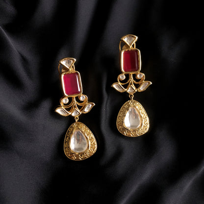 Mahima Kundan Earrings